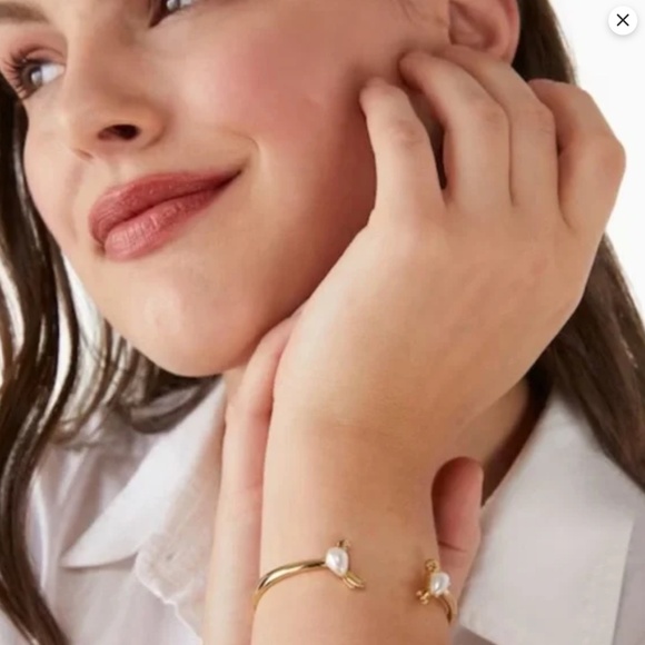 Kate Spade Gold Pearl LOVE BIRD Bracelet⭐️NEW W/TAG Hinge Spring Scene Bird CUFF - Picture 4 of 14
